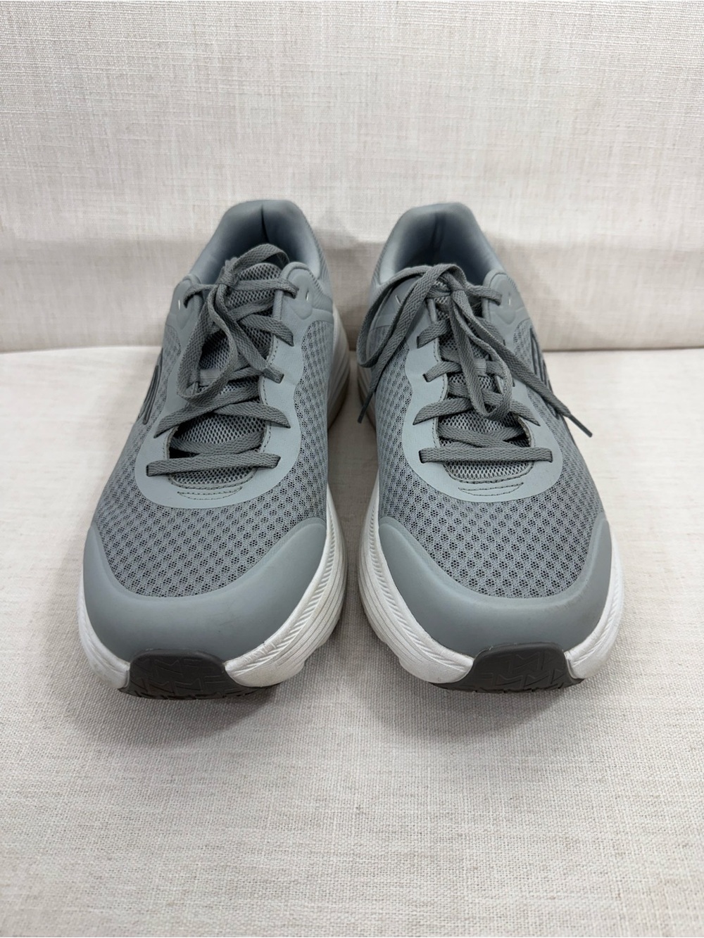 Skechers  Max gray wide cushion comfort endeavour sneakers